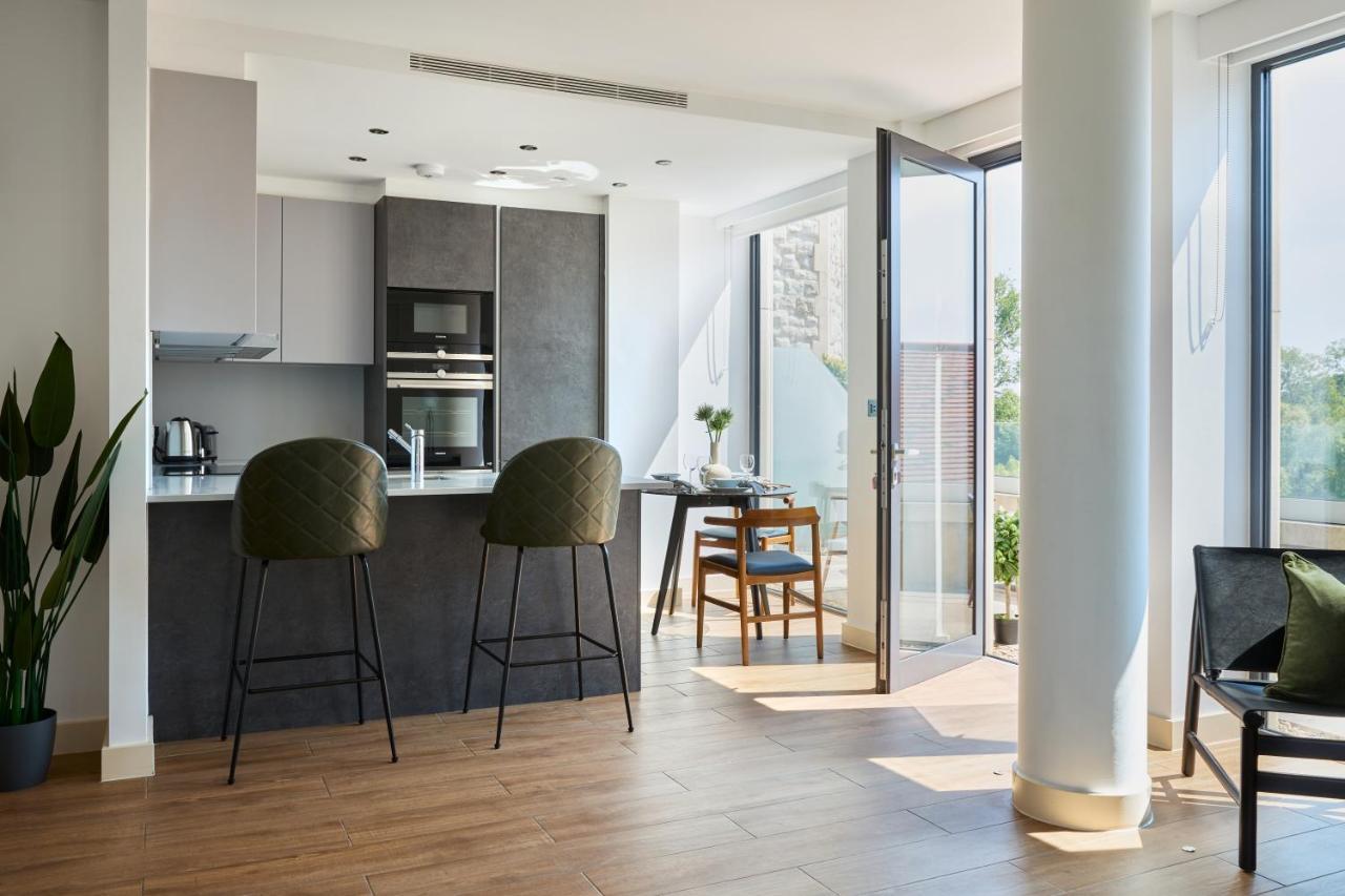 Kew Bridge By Viridian Apartments Екстер'єр фото