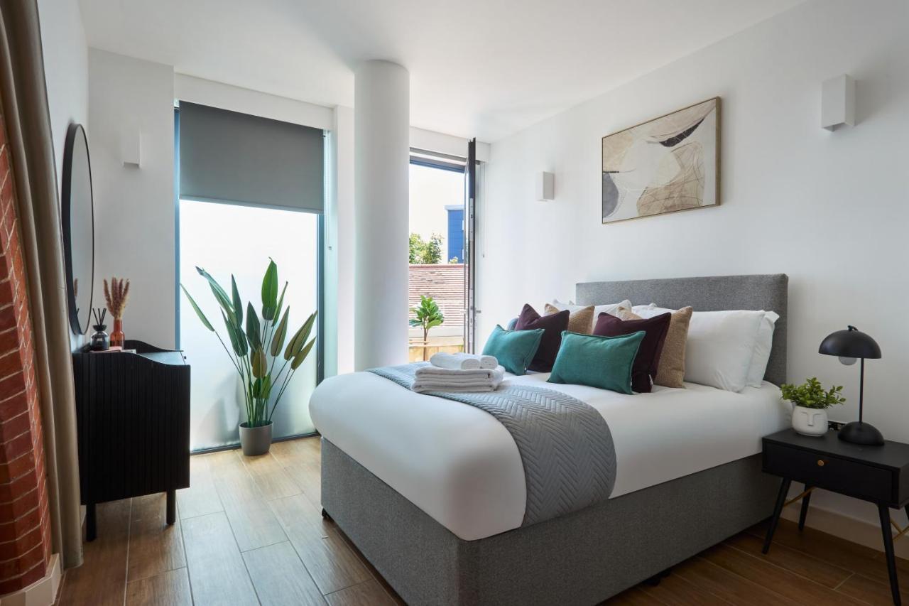 Kew Bridge By Viridian Apartments Екстер'єр фото