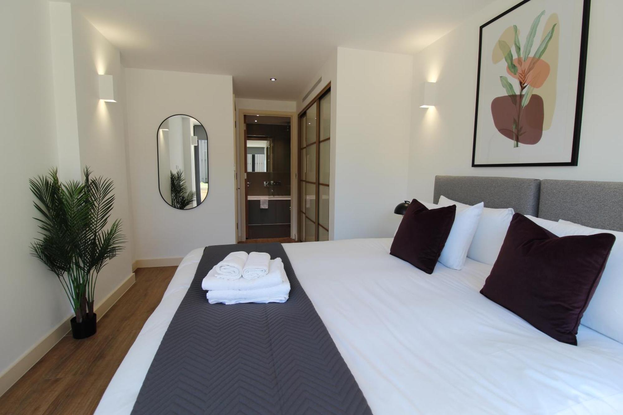 Kew Bridge By Viridian Apartments Екстер'єр фото