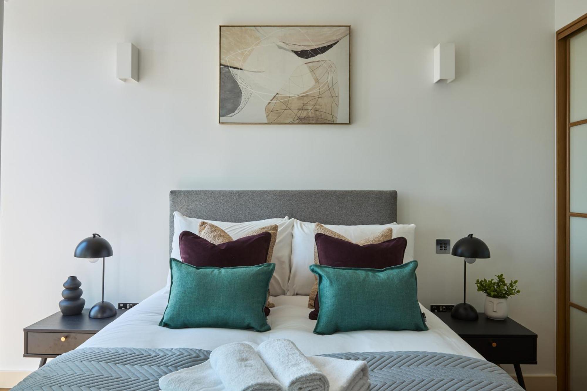 Kew Bridge By Viridian Apartments Екстер'єр фото